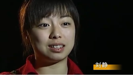 湖南女子千杯不醉，四斤白酒下肚面不改色，原是身体里多两种东西