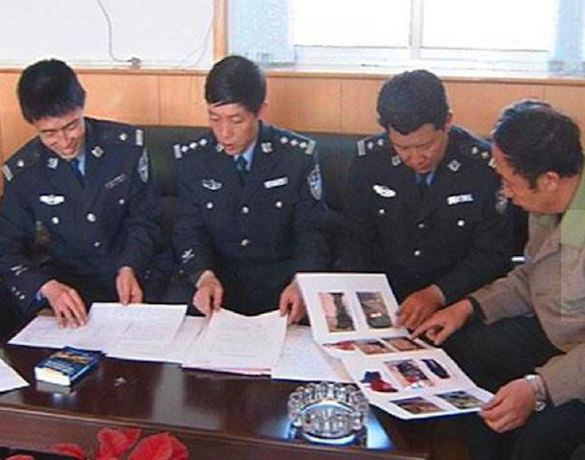 2003年，烟台一夜总会情侣出租屋遇害，警方凭一张快递单查出凶手