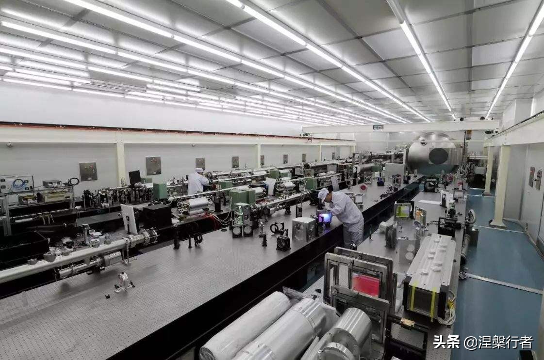 还要建造大型对撞机吗？这种激光技术更具前景，研发费用更低