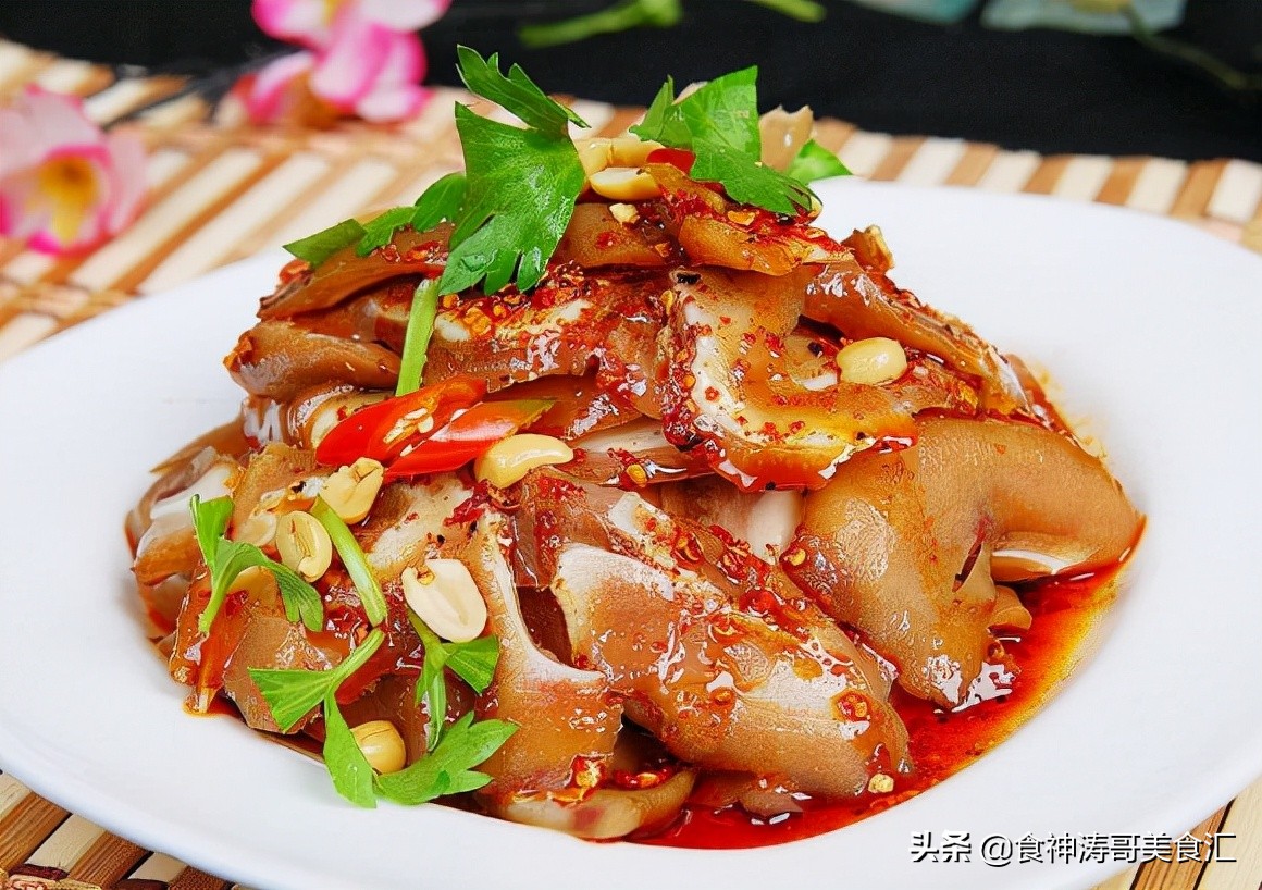 重庆名小吃有哪些（重庆10大特色美食小吃推荐）