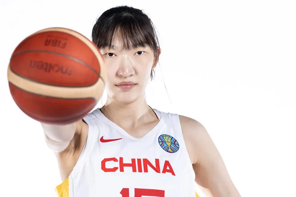 女子世界杯中国队名单(中国女篮2022世界杯12人名单 位置 年龄 身高