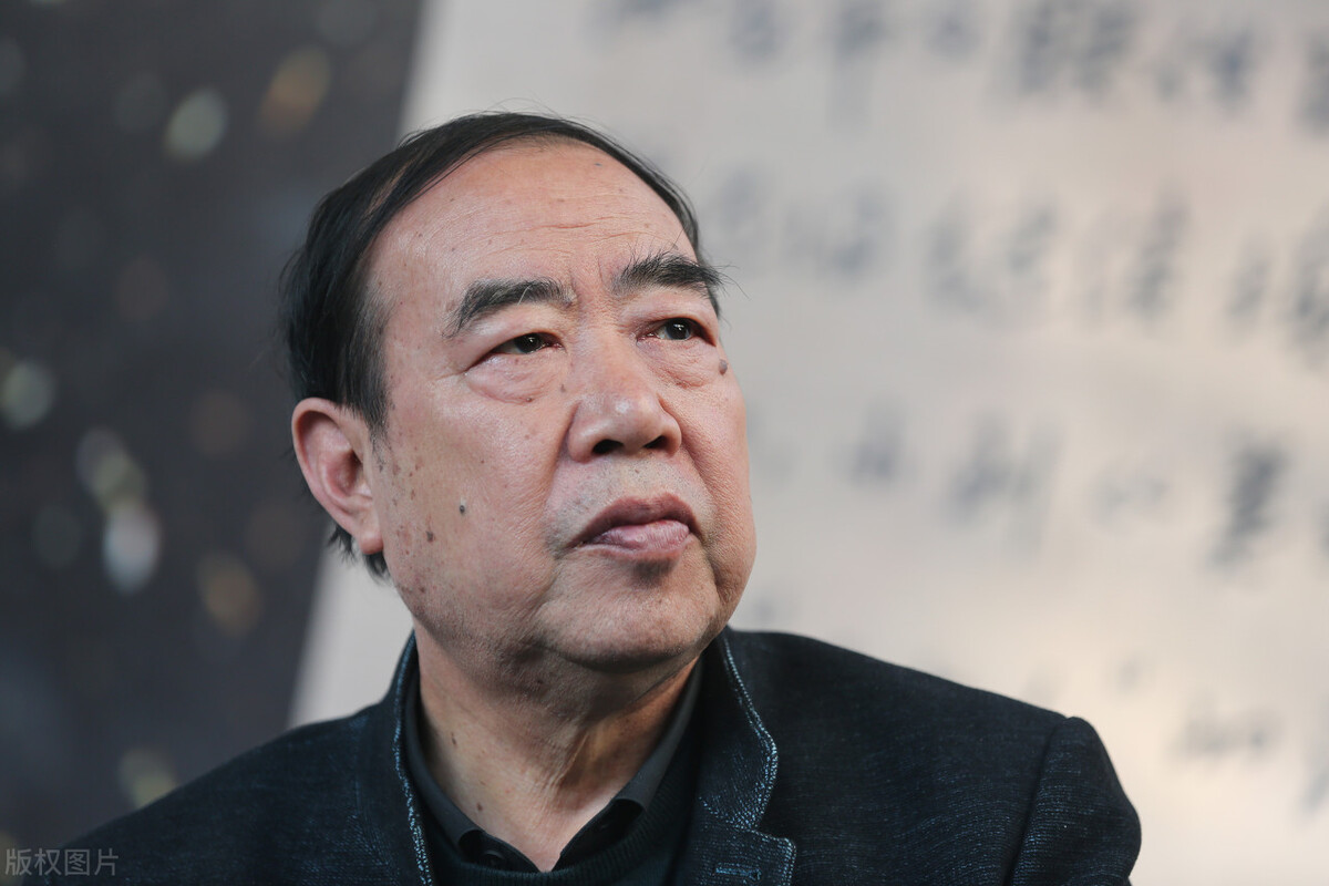 贾平凹的小说使内心波澜万丈,他这十句格言,哲理深厚,直击人心