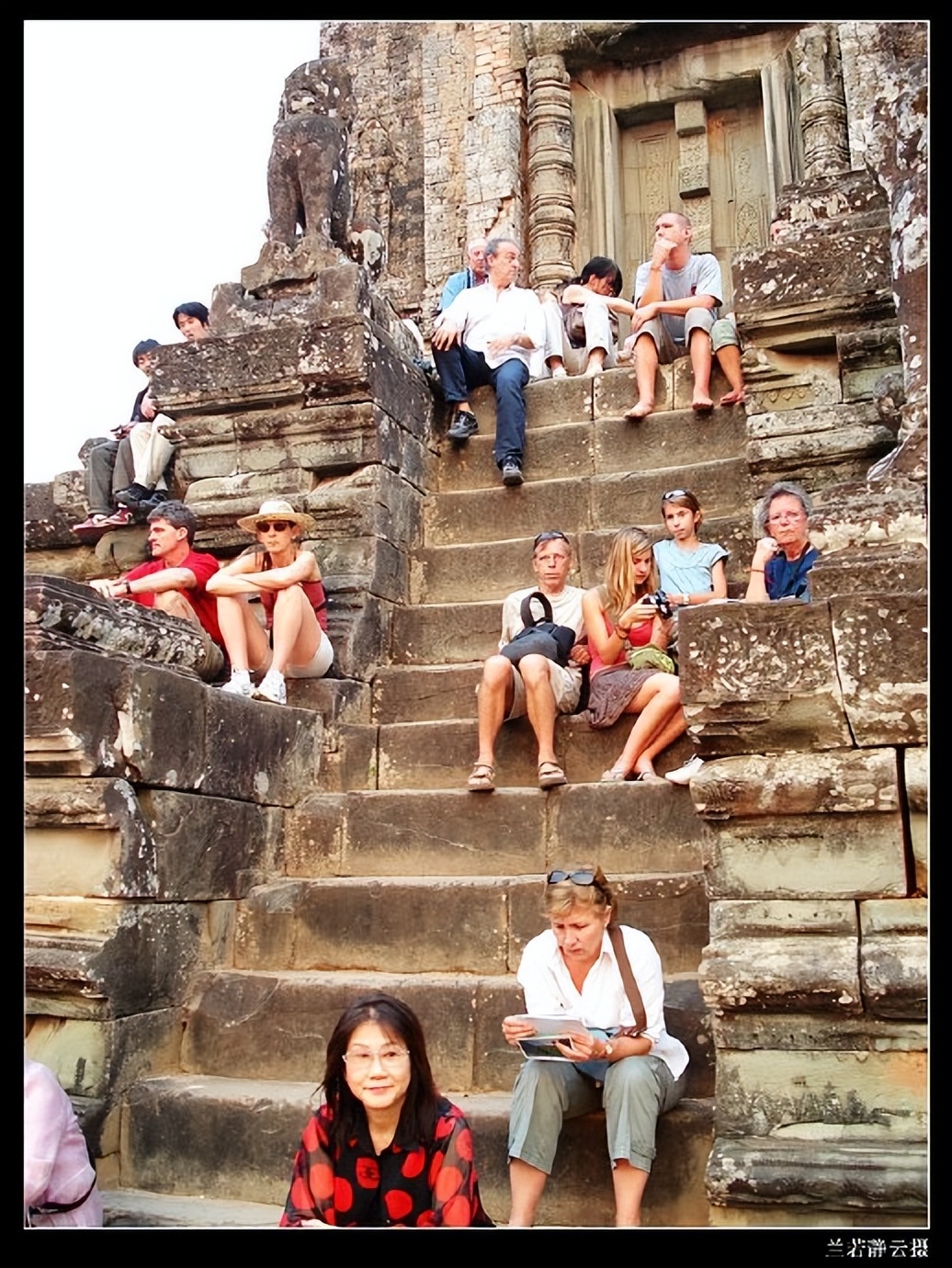 柬埔寨之旅：吴哥“比粒寺”的丛林落日