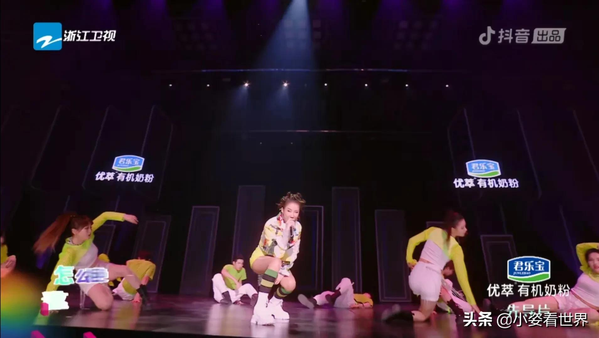 好喜欢容祖儿的红裙子,凤凰传奇也令人感动,李玟变成“QQ姐”