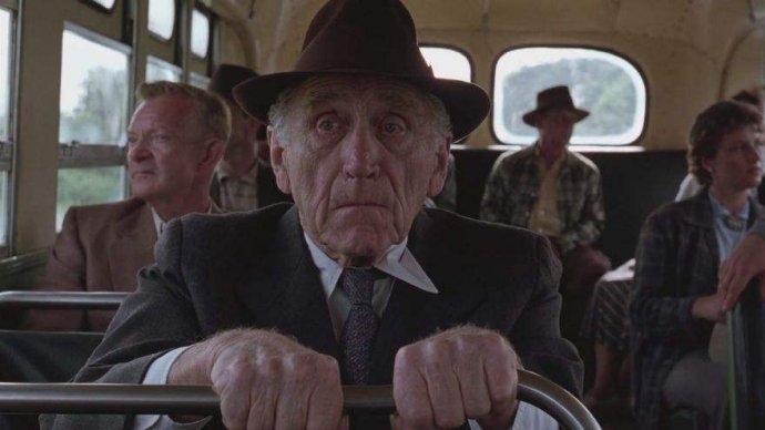 豆瓣9.7分，经典电影《肖申克的救赎》隐喻的3个人生和社会现象