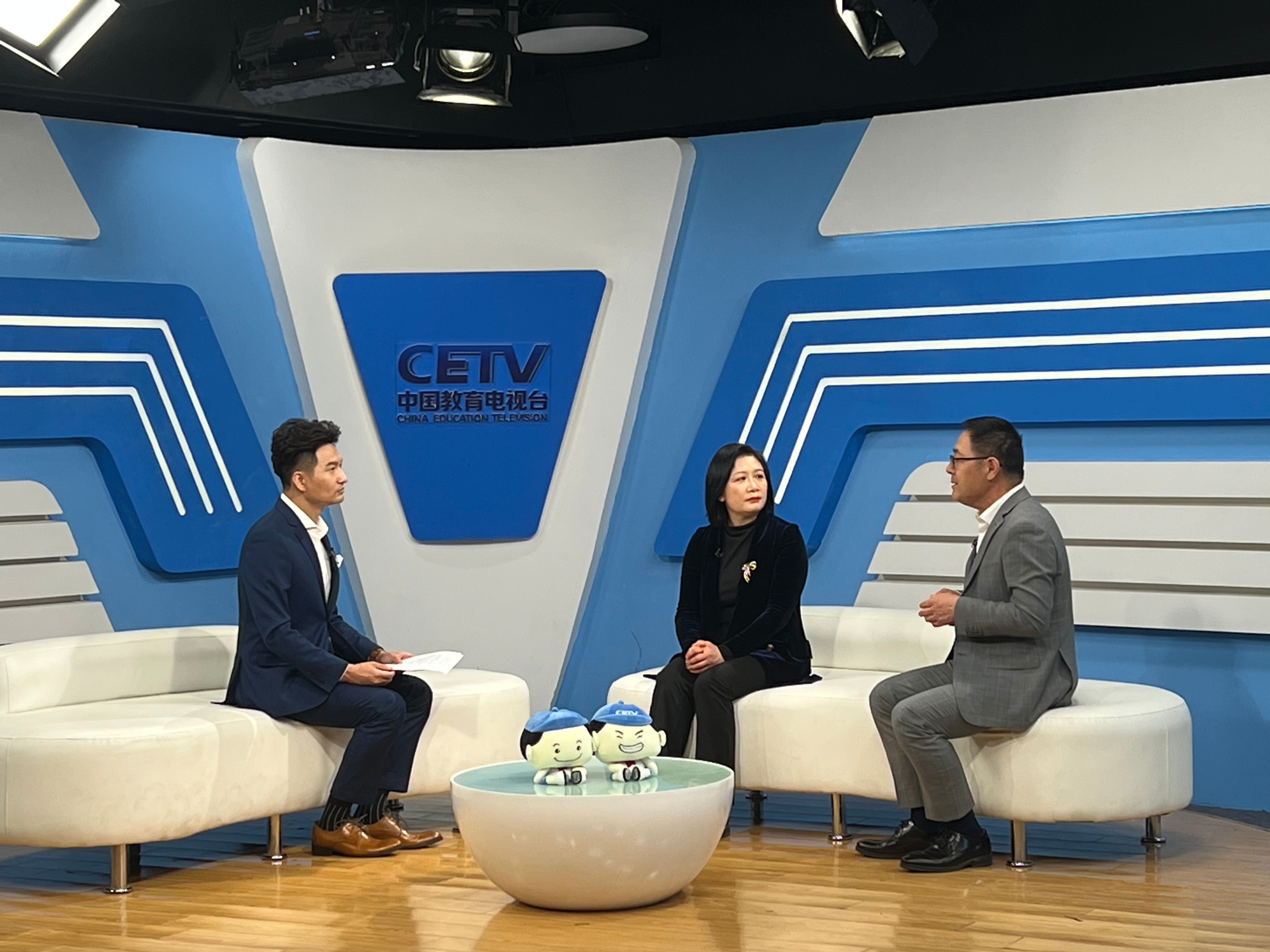 中国教育电视台取消部分广告时段推出特别编排 服务“停课不停学”