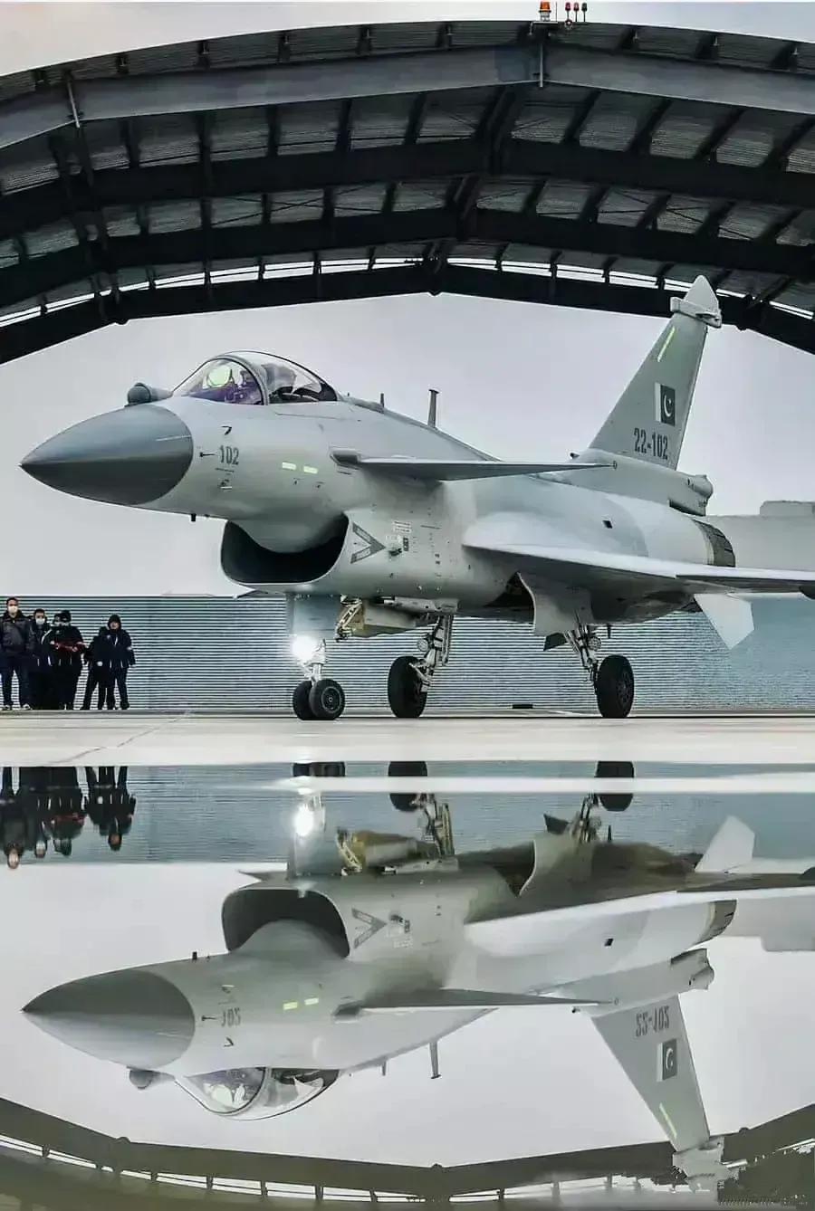 054AP���-10CE��ͬΪ�ͻ�˹������������װ��Ϊ��������׺��ͬ