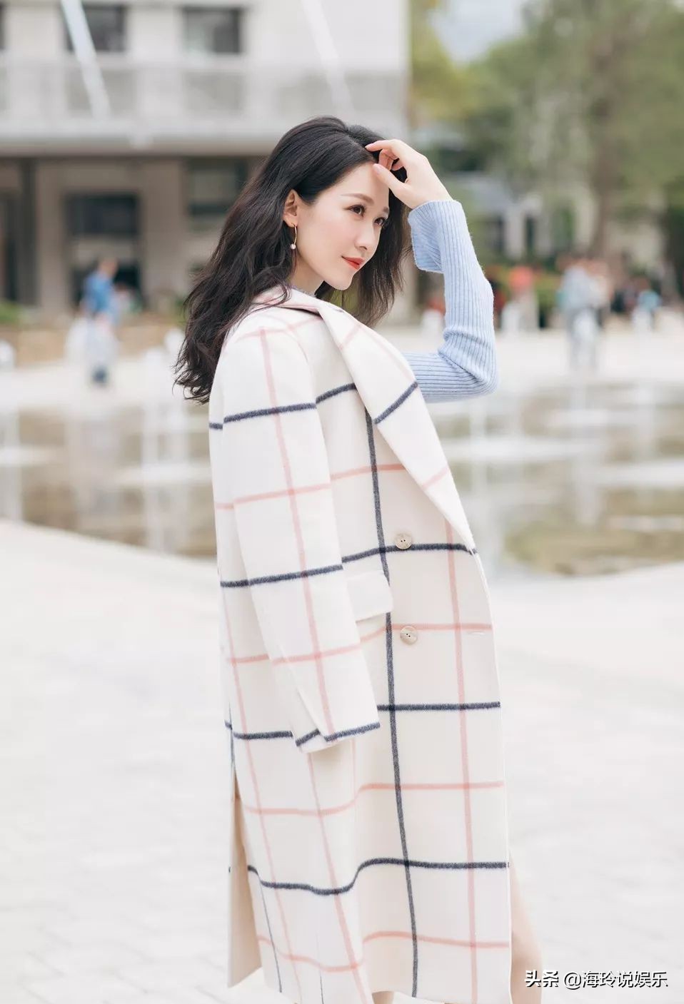 张雯，36岁至今单身的她，美得无可挑剔