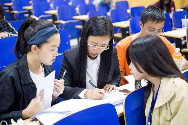 同样都是本科学校，普本和985大学有啥区别？这5点很不一样