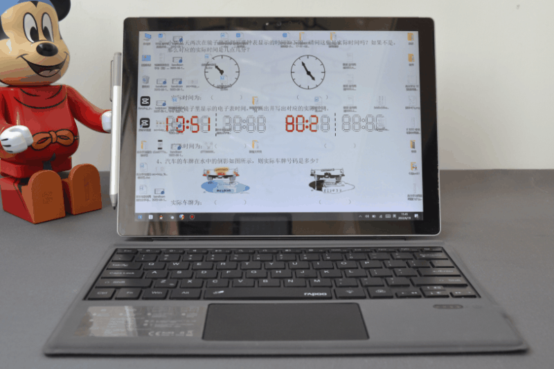 配件太贵 平替超原装 微软Surface另类玩法 雷柏蓝牙键盘XK200S