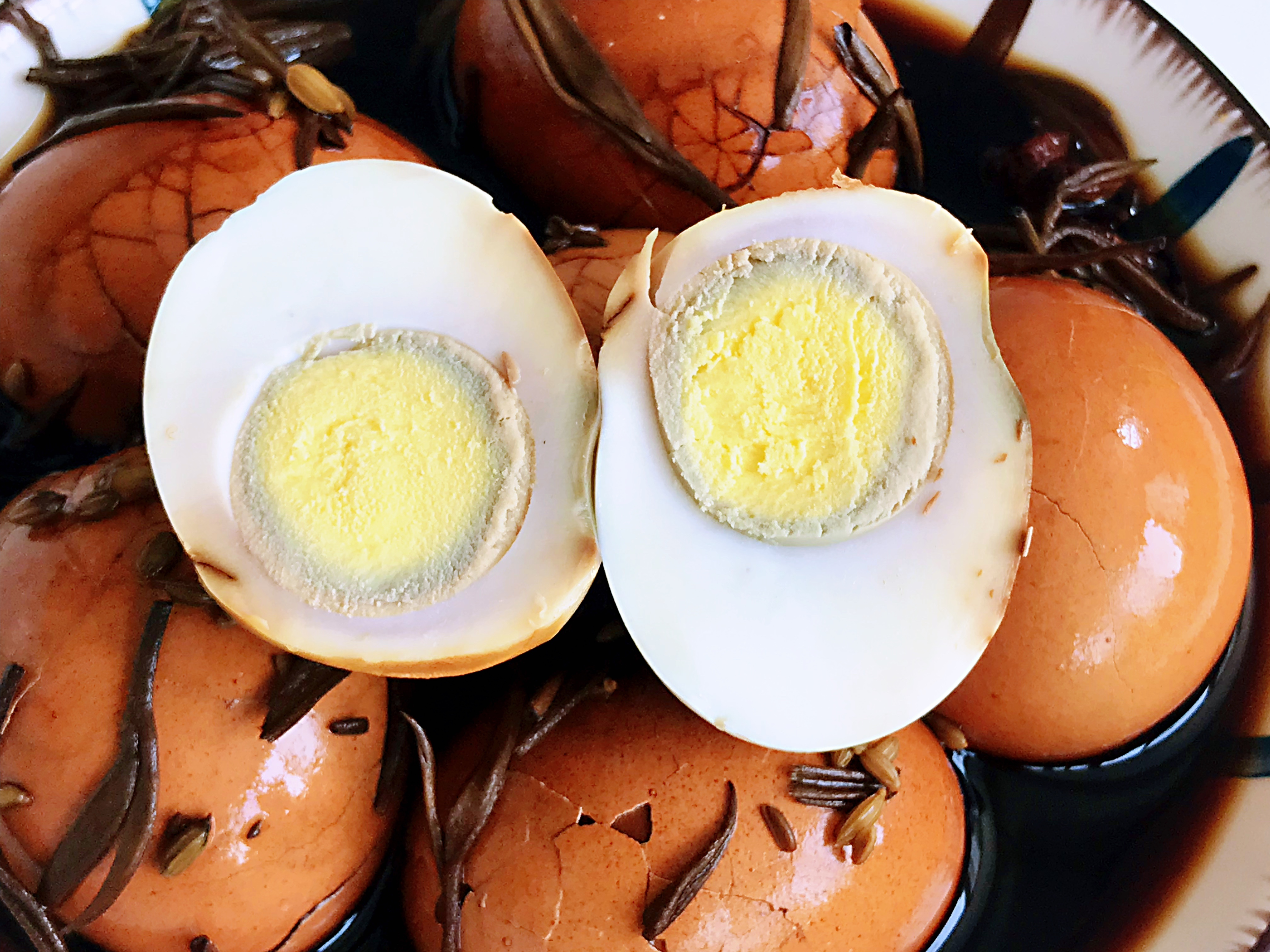 【自制茶蛋】做法步骤图 特别香 学会再也不用买着吃-起舞食谱网