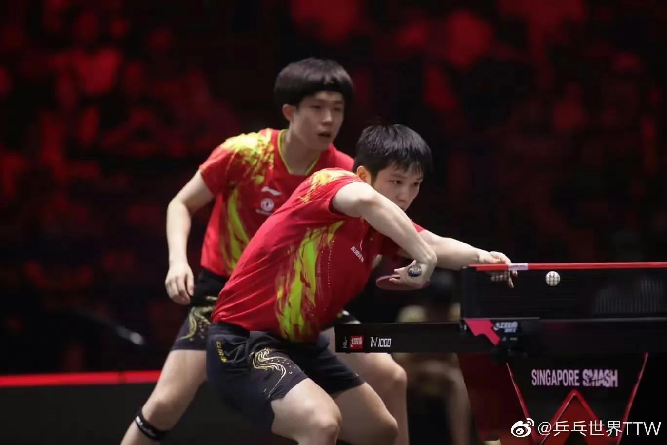 国家乒乓队最新消息（国乒五冠落袋！哀兵必胜樊振东，登峰造极是马龙，你选谁？国球汇）