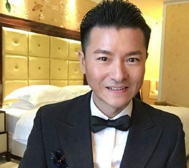 “山寨版刘德华”教海哗：因太像被央视签约，成名后排场大过真人