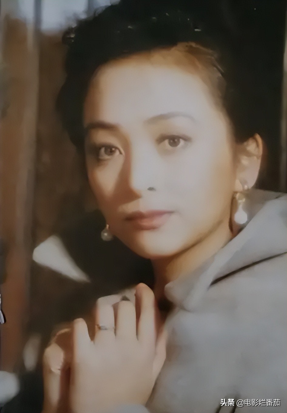 老戏骨火出圈，李勤勤在《亲爱的小孩》中的表演，凭什么这么豪横