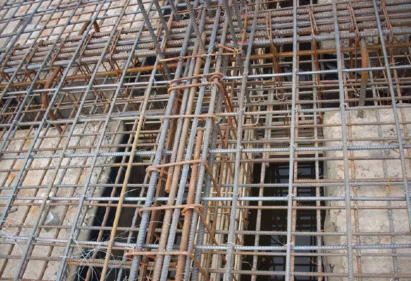 14项钢筋工程质量通病防治及合格标准，重量级好文！值得学习