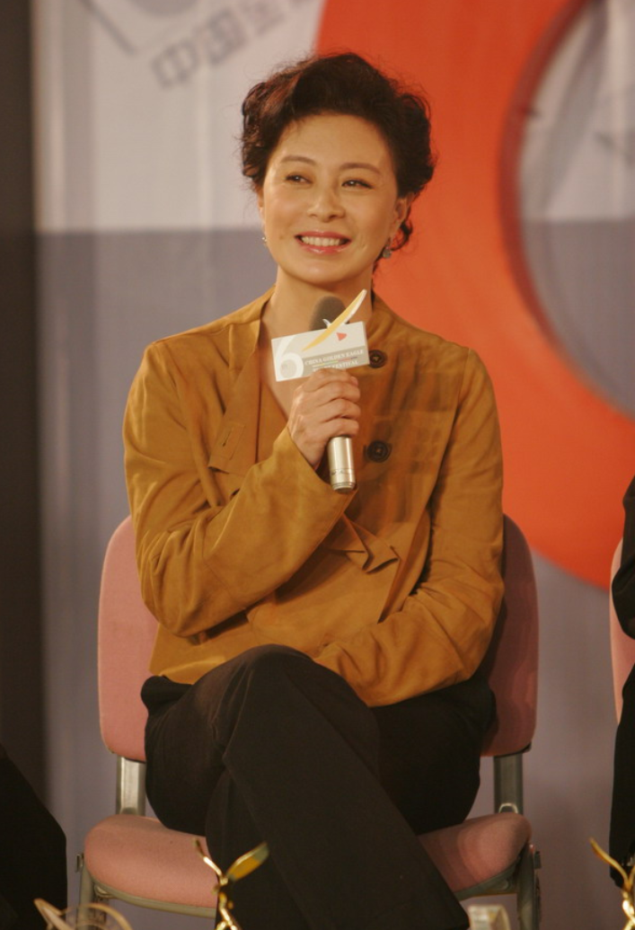 巅峰时期,为何退出演艺圈10年,刘佳的做法,让多少流量明星脸红-蘑菇号