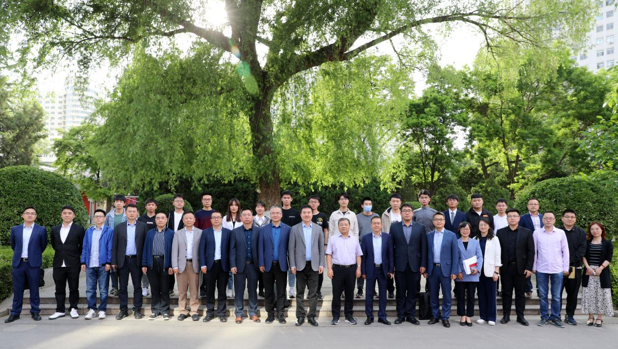 兰州大学召开华为“智能基座”项目对标交流会暨2021“智能基座”项目奖教金、奖学金颁奖仪式