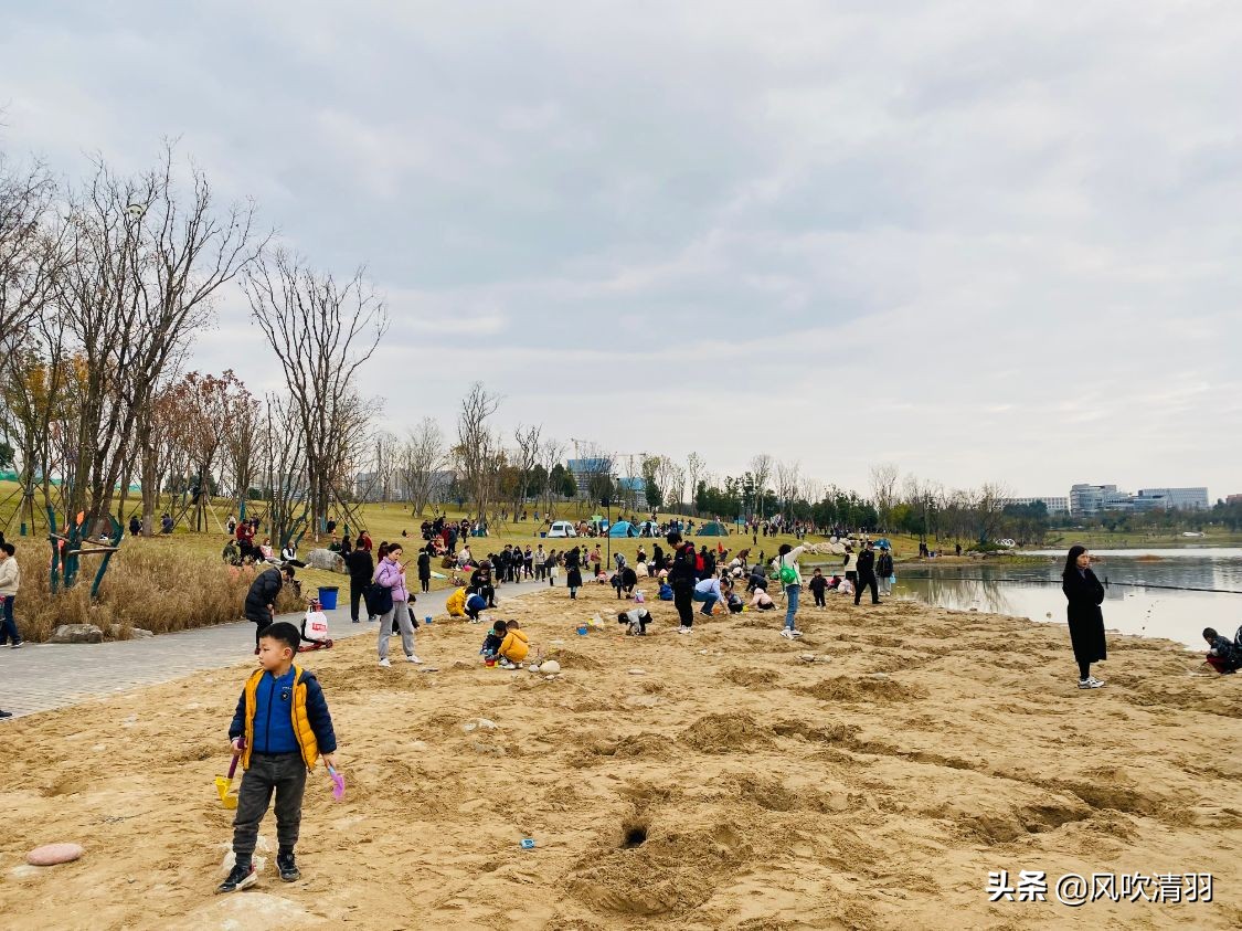 成都排名前5的公园，最小也有1800亩，西边和北边没上榜一个