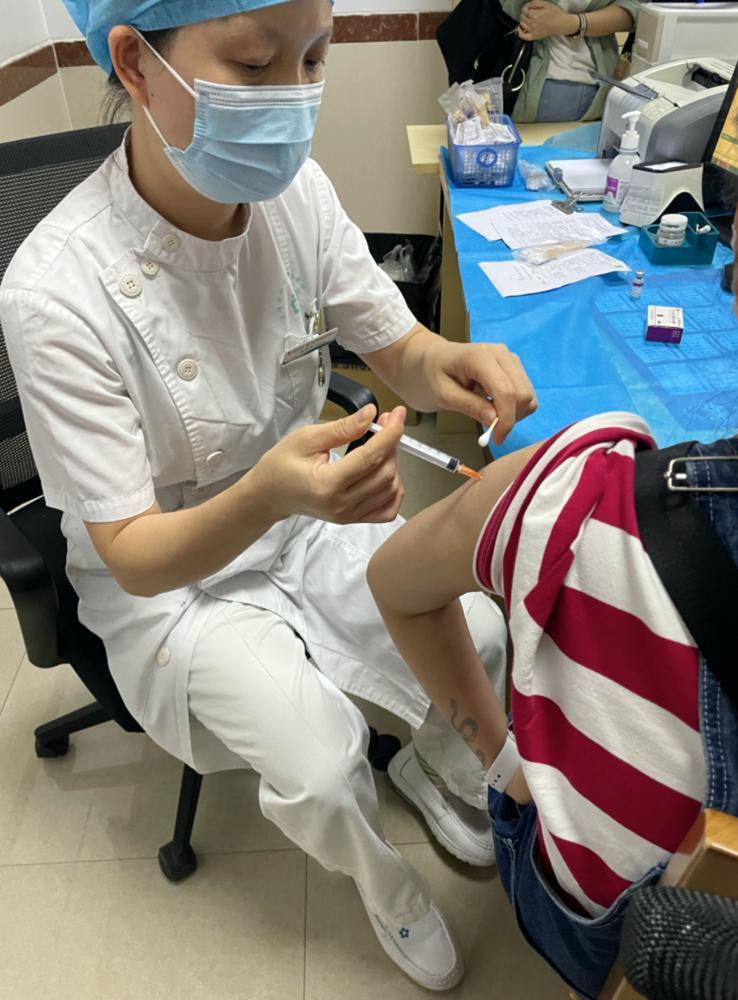 新到人用狂犬病疫苗,跑三趟,打四针