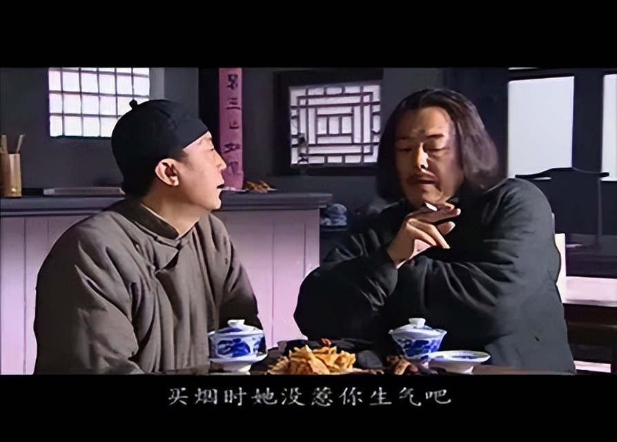 “皇帝专业户”张铁林：改国籍，字画卖十万，痴恋女学生不负责