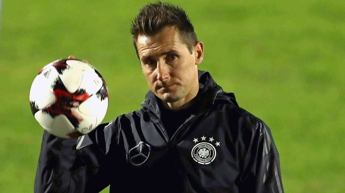 克洛泽批评恩师的教育方式（鲁伊特分析克洛泽取代罗泽的概率，穆科科需要布雷默类型的恩师）-趣拿体育