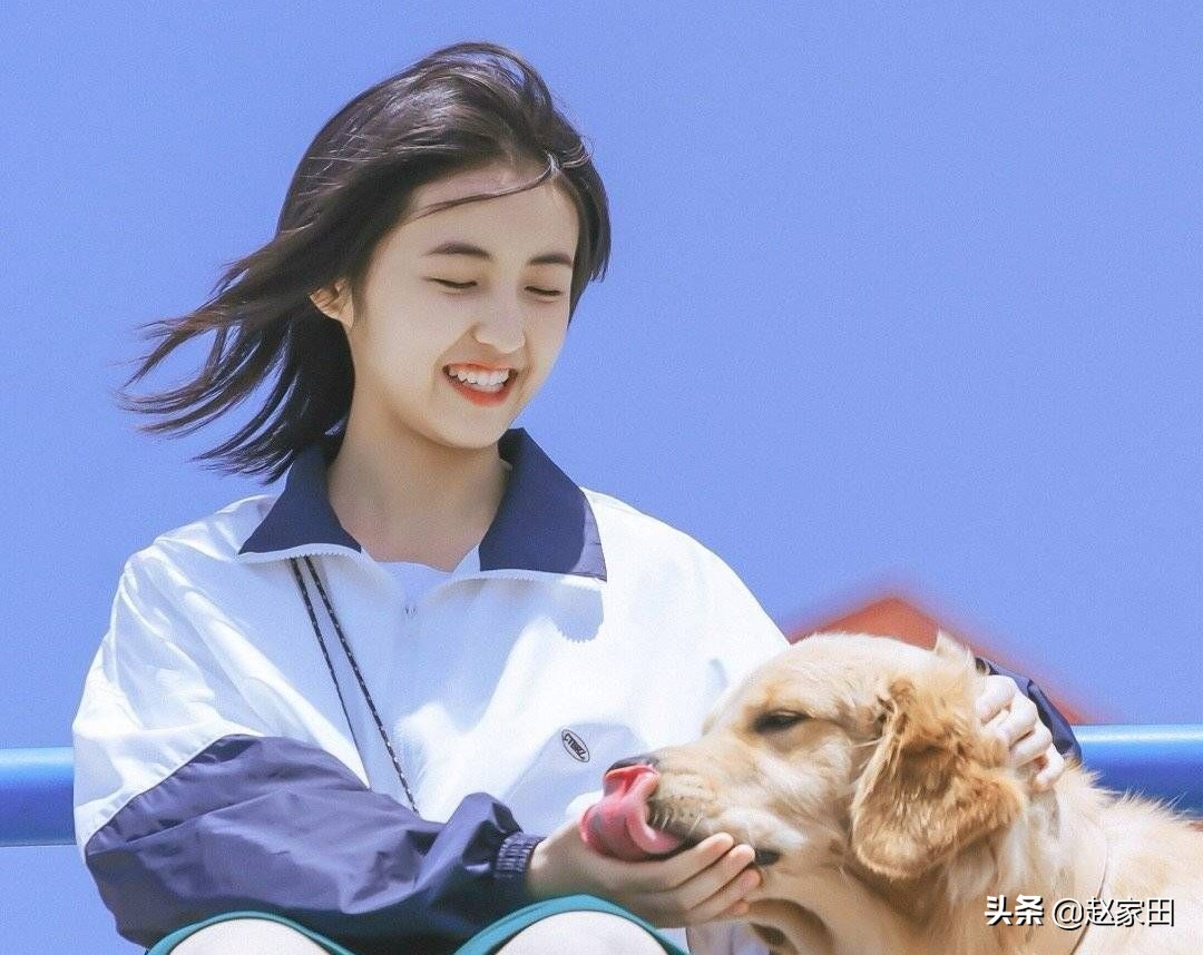 青春校园小说学校名字「青春校园小说学校名字怎么取」