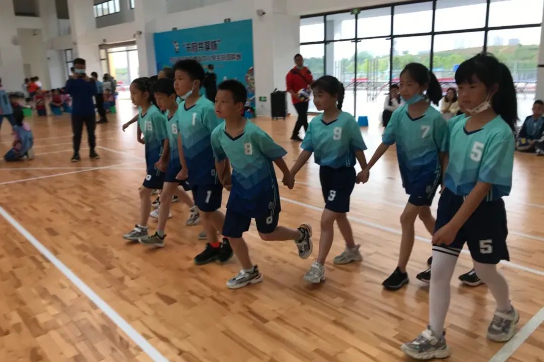 排球显英姿运动助成长｜大林小学参加首届中小学排球联赛并获佳绩