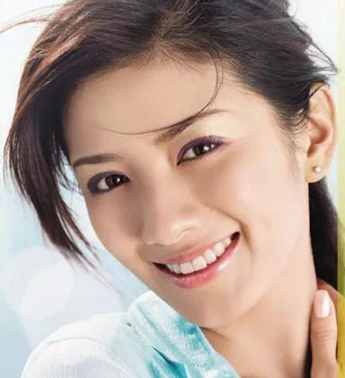 请欣赏40位明星独特灵秀的侧颜之美