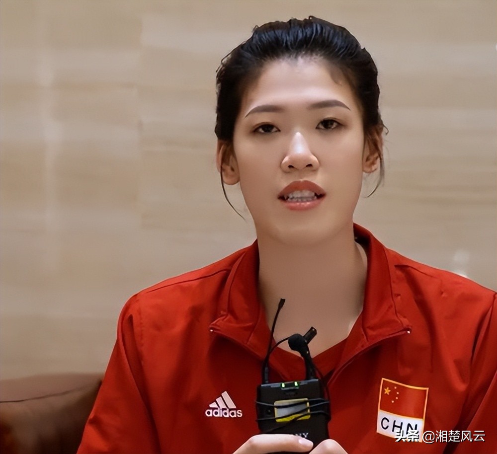 女排访谈2019世界杯李盈莹(李盈莹访谈,不背包袱做好自己,否认自己是