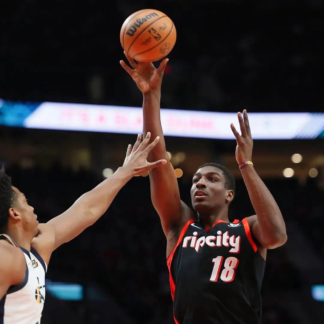nba为什么不给他机会（新秀年在纳什手下打球没有机会，如今他才打2年NBA，就要失业了？）