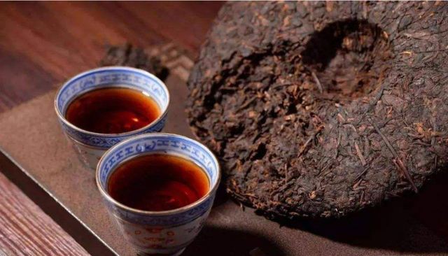 隔夜茶，“毒如蛇”？隔夜茶能喝吗，央视实验告诉你真相