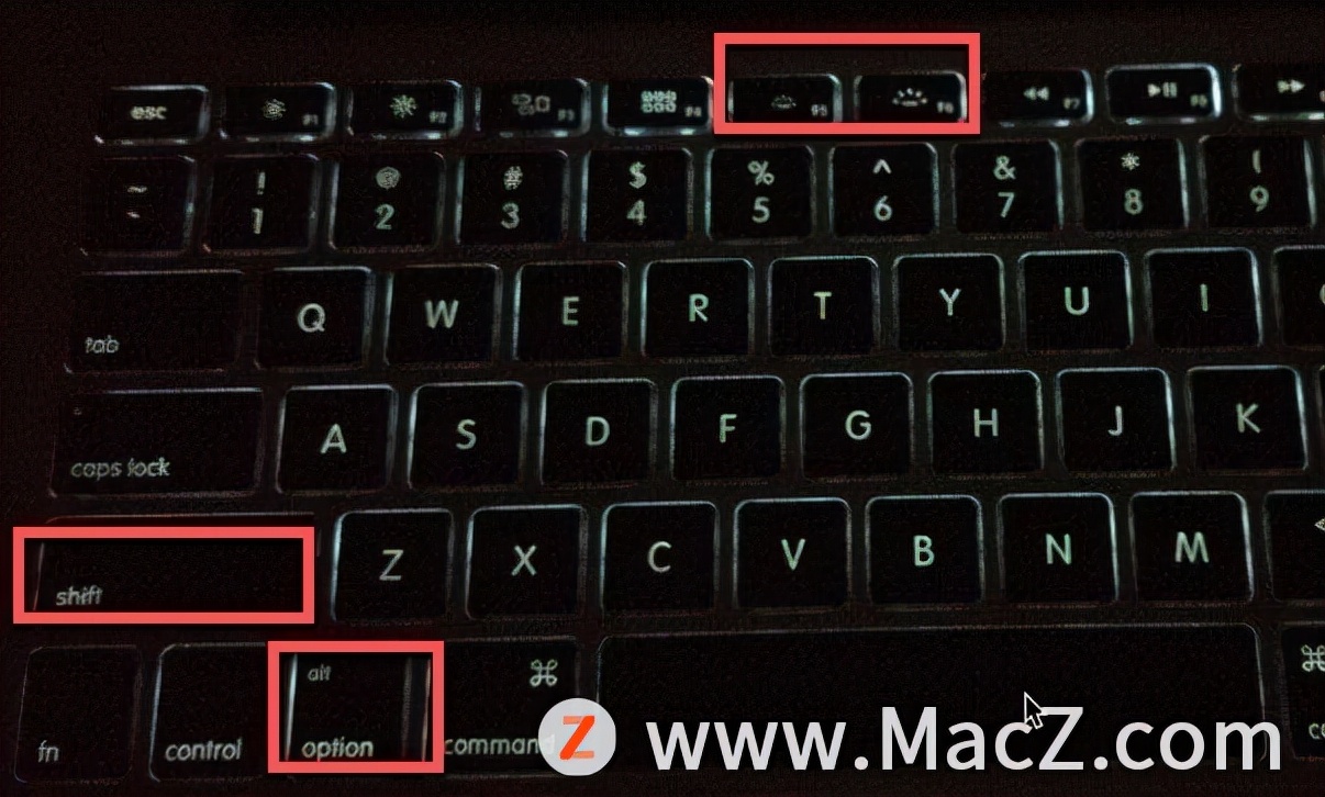 让键盘发光的键哪里开，让键盘发光的键打开与关闭？