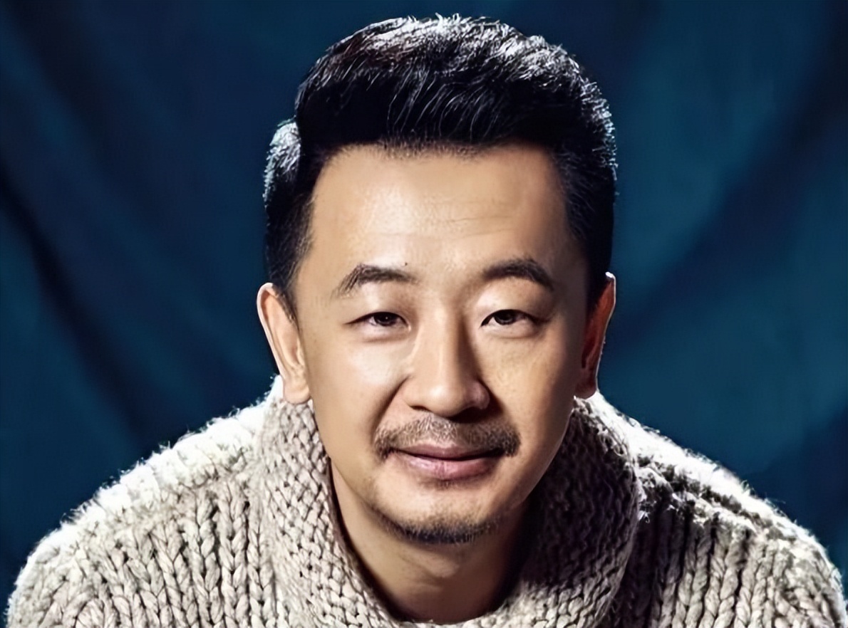 在娱乐圈，像韩红、李琼这样真实的人，寸步难行，也是我们的悲哀