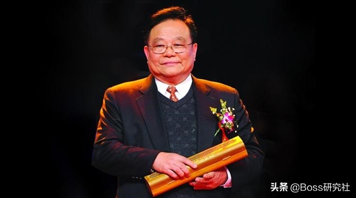 广东佛山十大富豪，共计坐拥7395亿元，杨惠妍身价缩水400亿