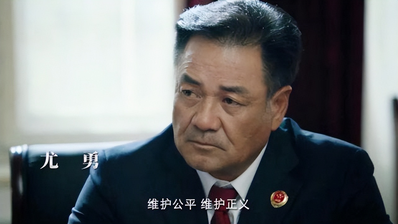喜爱的演员,尤其擅长饰演一身正气,光明磊落,刚正不阿的警察军人形象