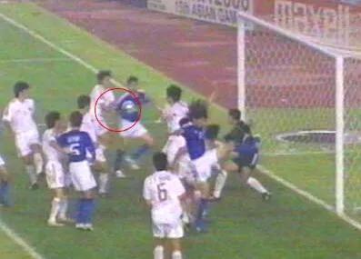 华金世界杯的传球出界（世界足坛五大“窦娥冤”：纯真善良的我们，多多重温这些黑历史）