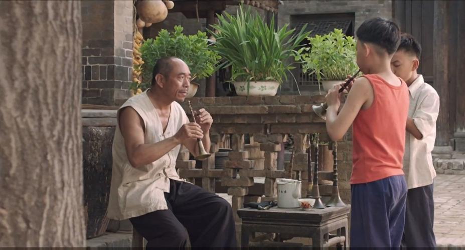 《百鸟朝凤》：文化的挽歌与生命的隐喻