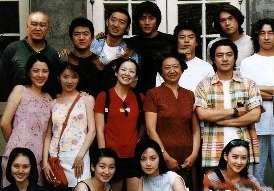 魔幻手机演员 魔幻手机演员表全部-经验帮