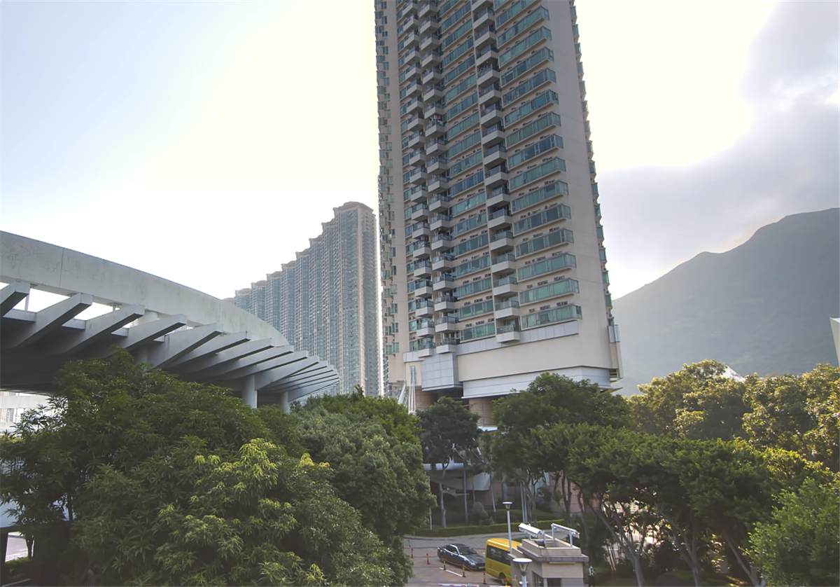 香港80后夫妻买下45㎡小家，搭起地台将两室变三室，网友：真的服