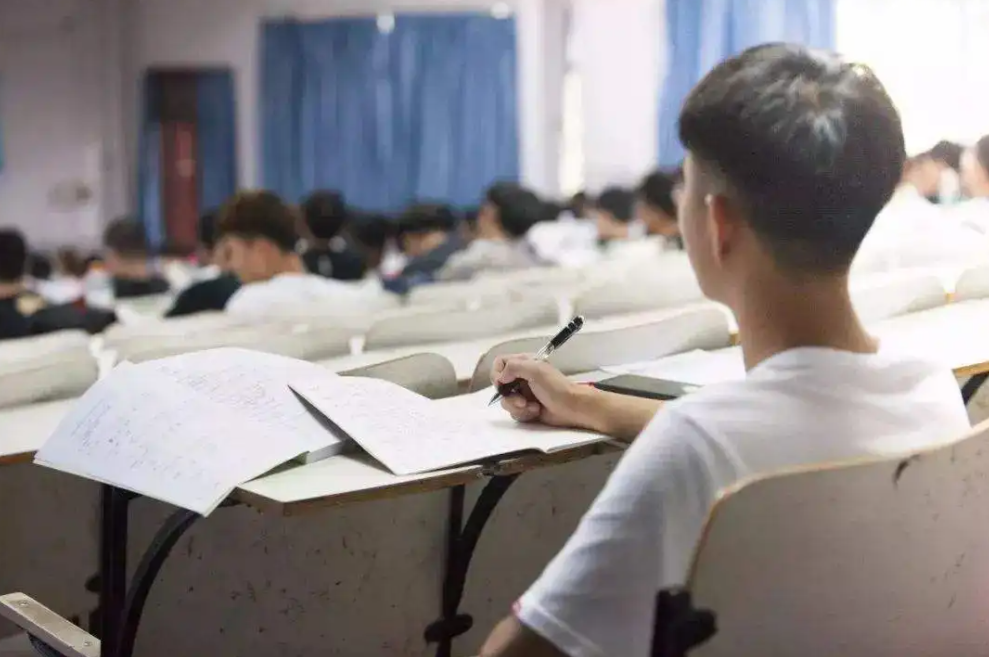 大学生找工作难？可以考虑这6所大学，毕业进体制内的可能性很大