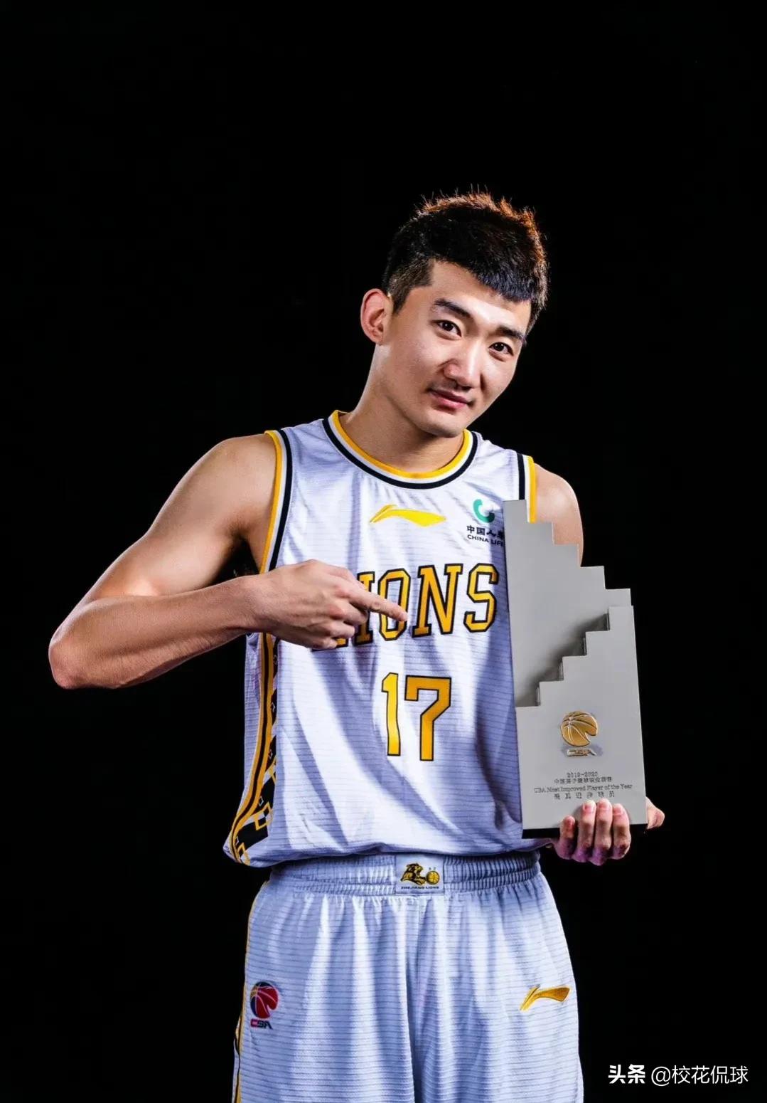 广厦篮球队孙铭徽图片壁纸(男篮最强185扣将,为广厦效力7年,交往两任