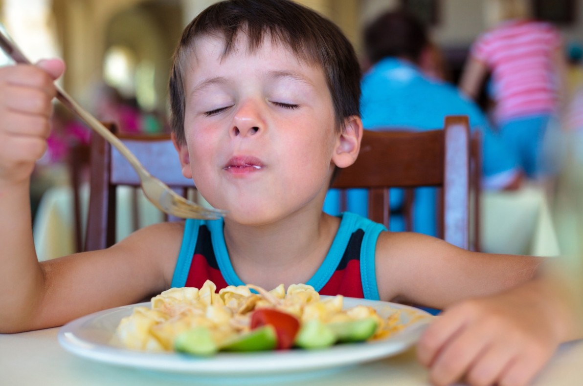 这项检查9年前国家已叫停，很多家长还主动要求给孩子检查