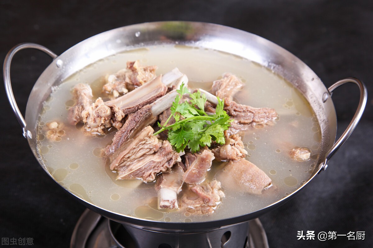 羊肉湯的做法及配料羊肉湯怎么熬,羊肉湯的做法及配料羊肉湯怎么熬視頻
