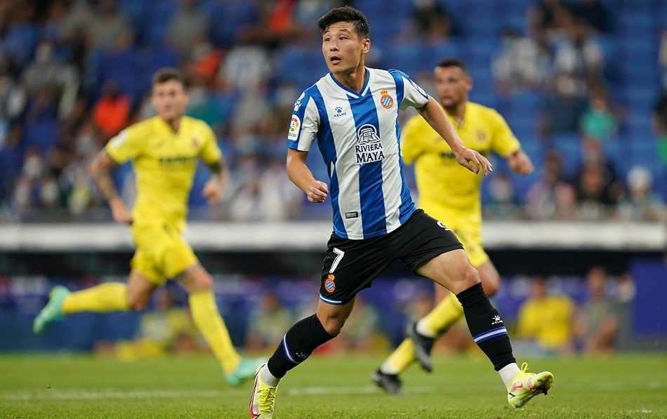 西甲官方回忆武磊绝平巴萨进球(唏嘘!