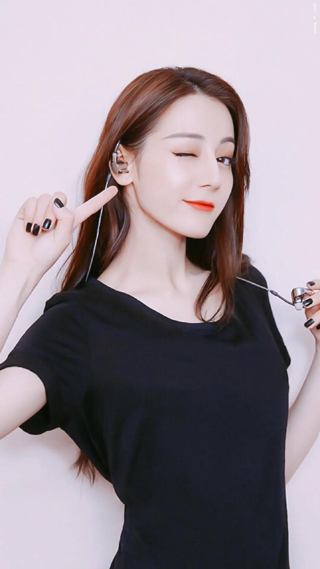 精美图集｜迪丽热巴美图