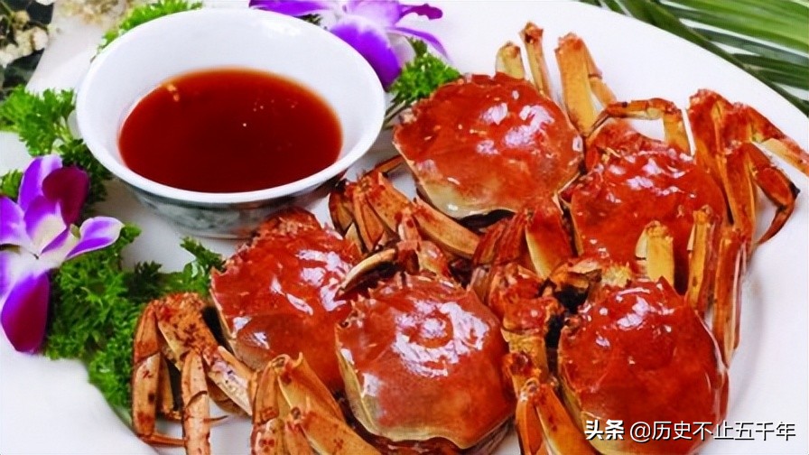 要做第一个吃螃蟹的人(俗语说敢做第一个吃螃蟹的人，那历史上第一个吃螃蟹的人是谁呢？)