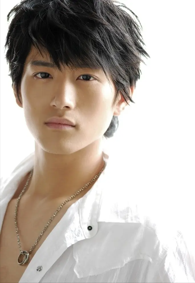 佟大为刘烨电视剧(圈内8位"海岩男郎":年轻时各个阳光俊朗,有3人已"渺