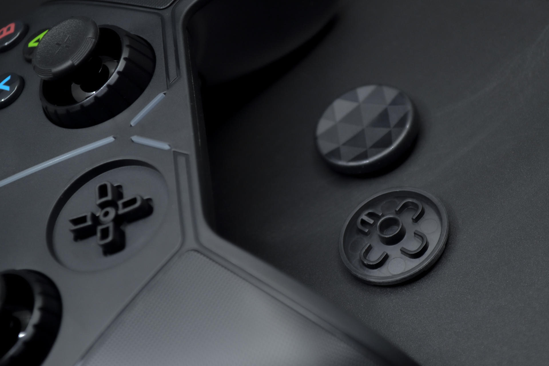 新瓶老酒玩味十足 北通阿修罗3S游戏手柄