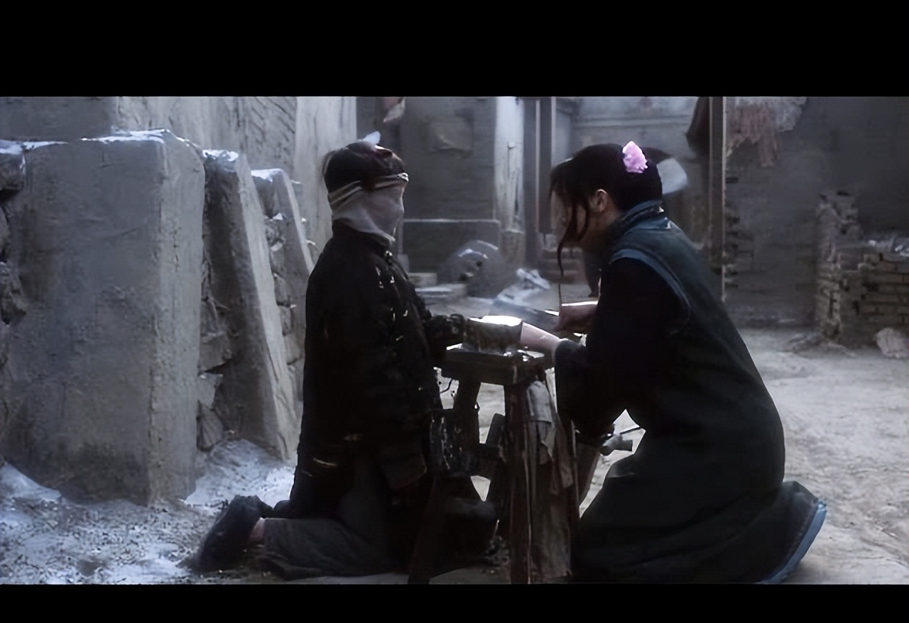 重温电影《霸王别姬》：为风华绝代的张国荣而流泪