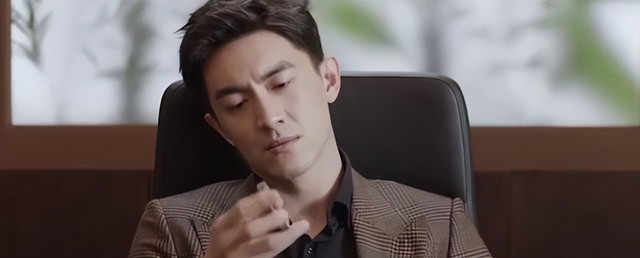 相遇与别离都是人生的经历，一起走进林更新与大嘴美女的爱情故事